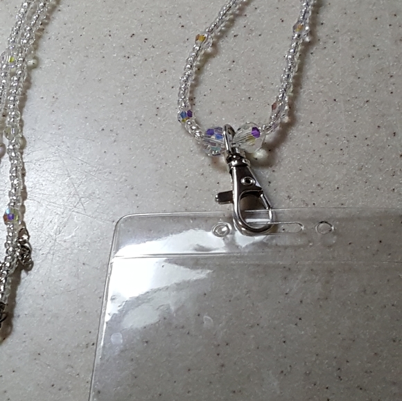 Beautiful badge holder/necklace - Picture 4 of 8